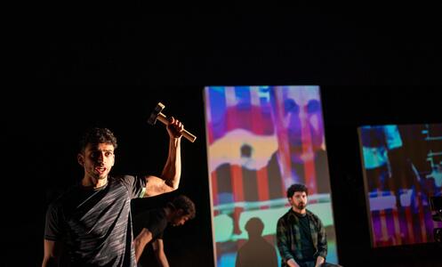 Foto 9 de l'espectacle Els contrabandistes de llibres de Darayya