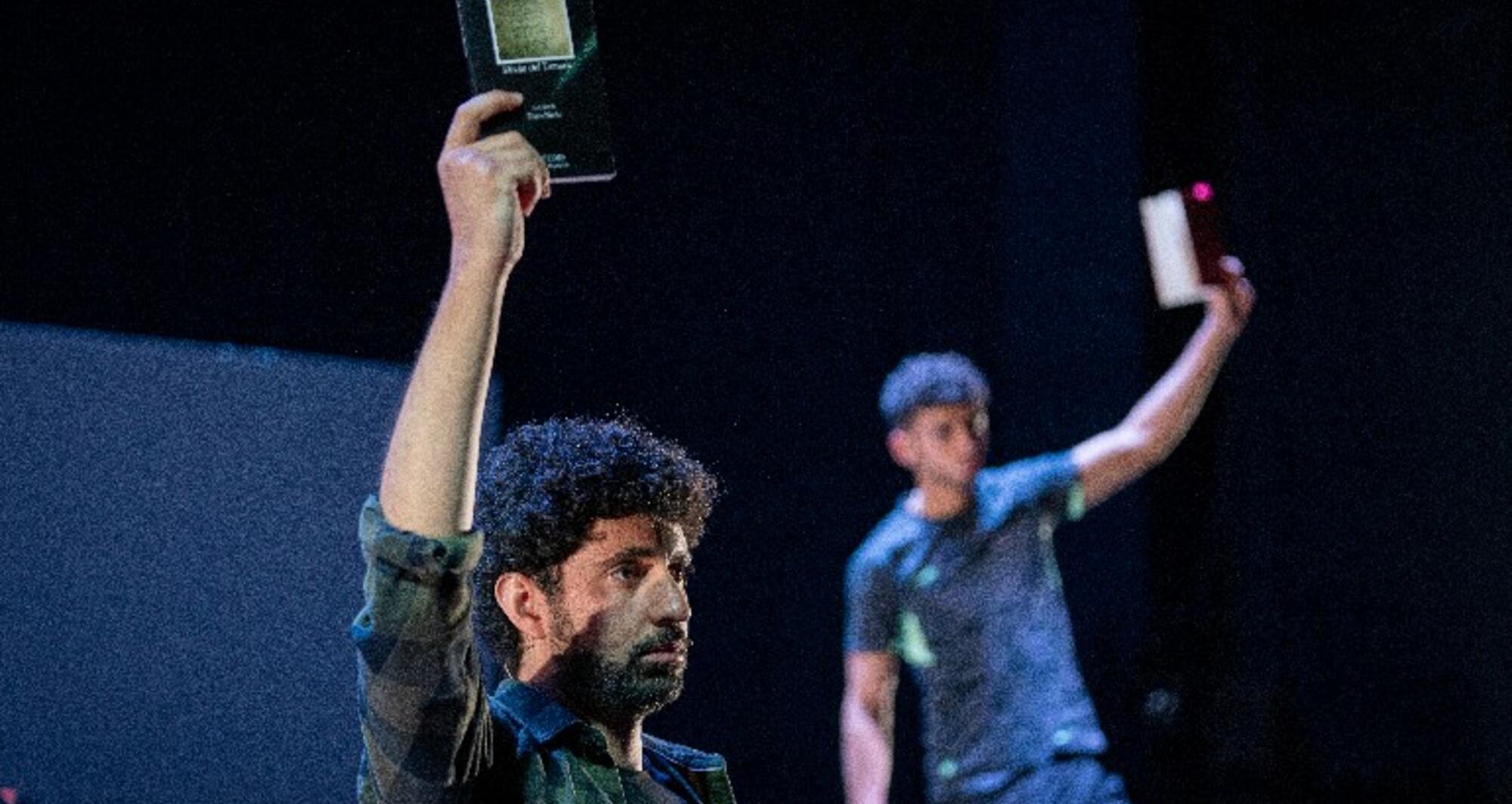 Foto 8 de l'espectacle Els contrabandistes de llibres de Dayya