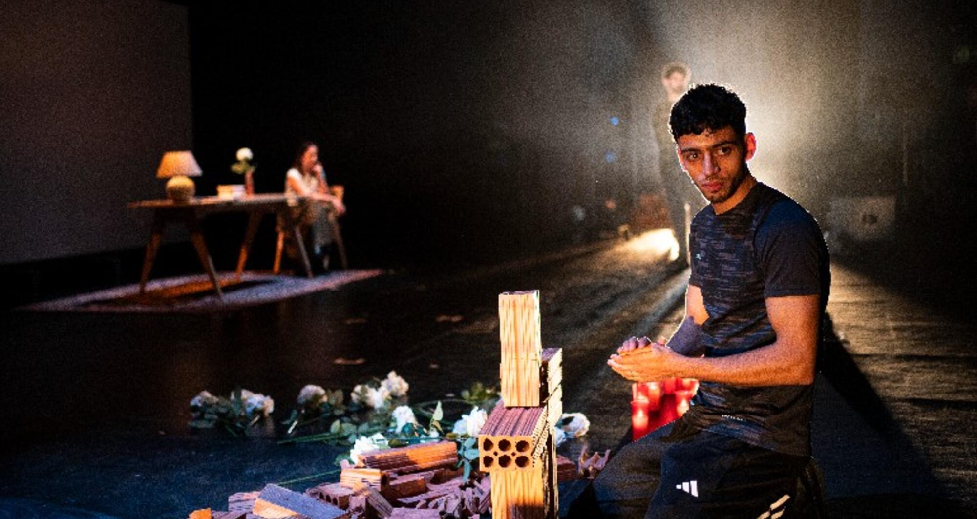 Foto 15 de l'espectacle Els contrabandistes de llibres de Dayya