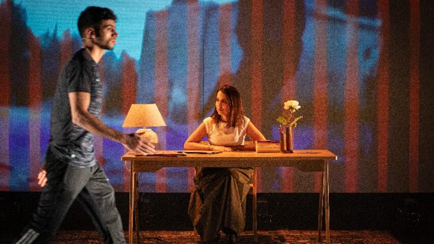 Foto 3 de l'espectacle Els contrabandistes de llibres de Dayya