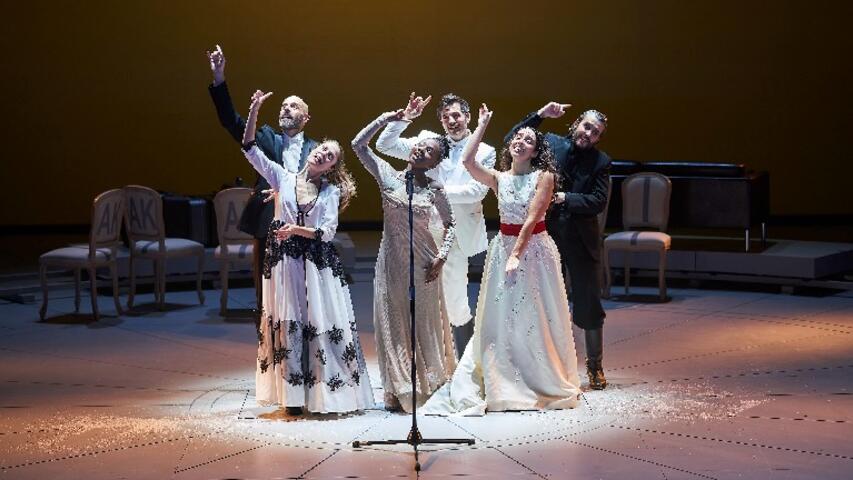 Foto 10 de l'espectacle Anna Karènina © David Ruano / TNC