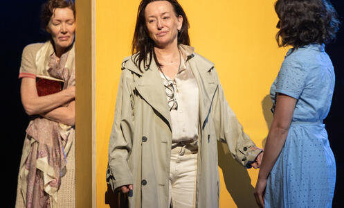 Foto 12 de The hours © Dim Balsem