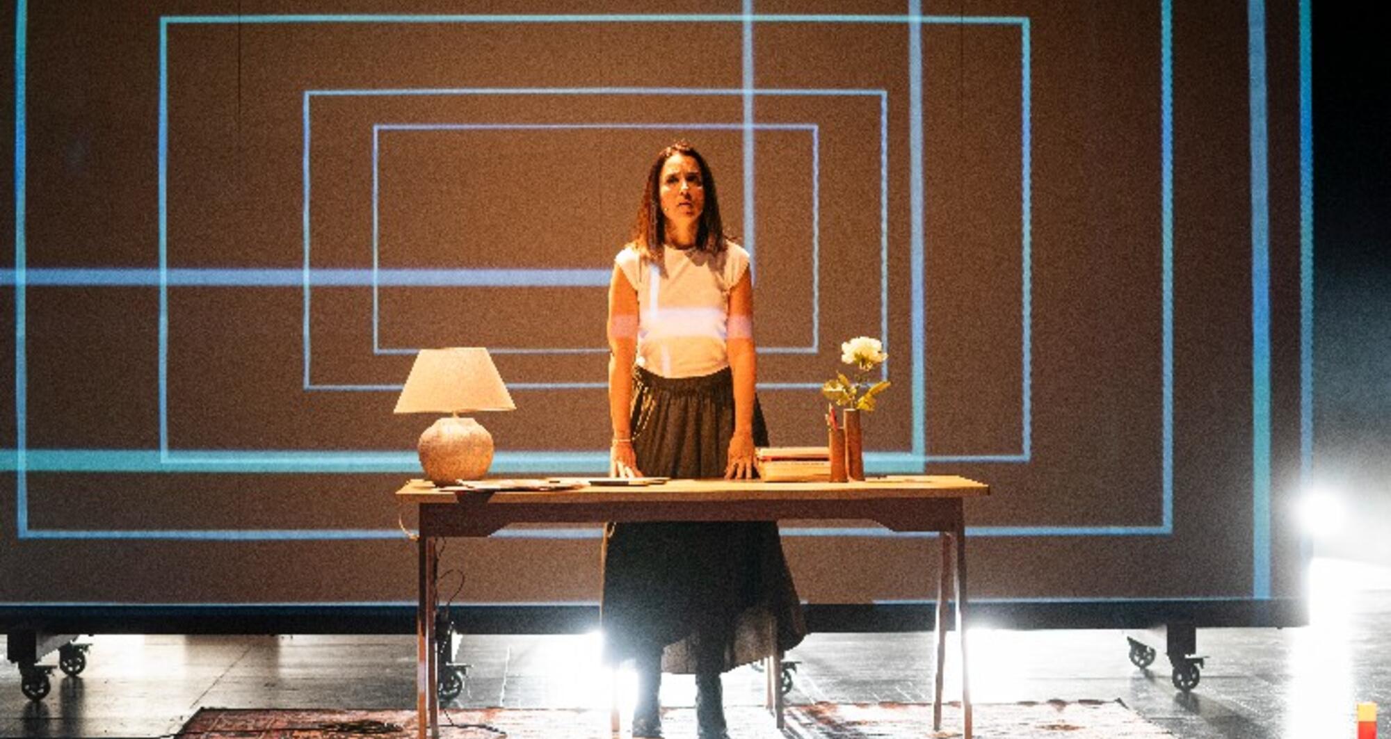 Foto 7 de l'espectacle Els contrabandistes de llibres de Dayya 