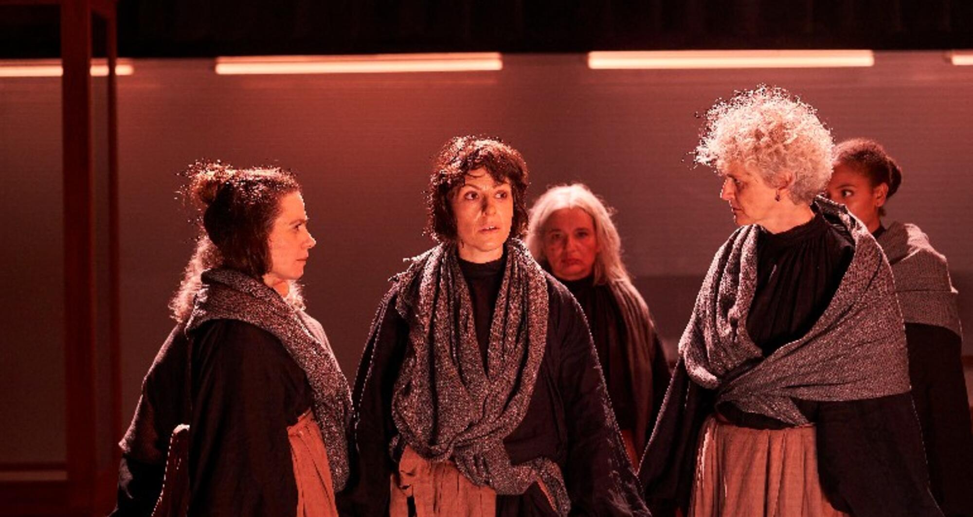 Foto 15 de l'espectacle Vosaltres, les bruixes © David Ruano / TNC