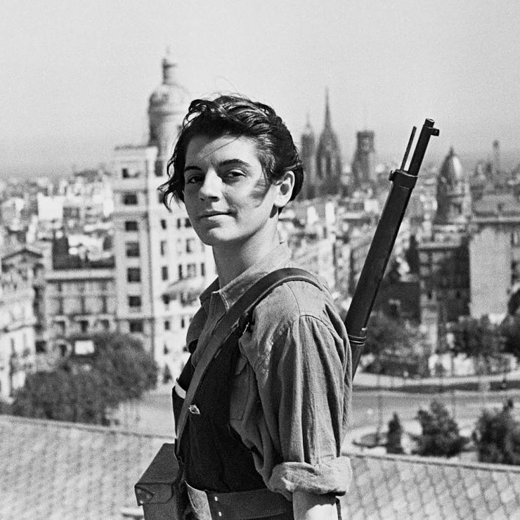 Marina Ginestà. Fotos de memòria