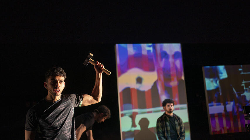 Foto 9 de l'espectacle Els contrabandistes de llibres de Dayya 