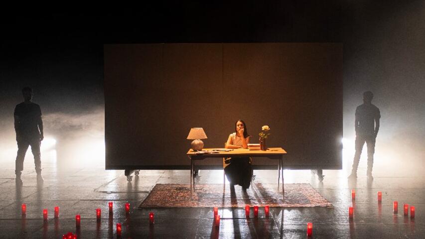 Foto 14 de l'espectacle Els contrabandistes de llibres de Dayya 